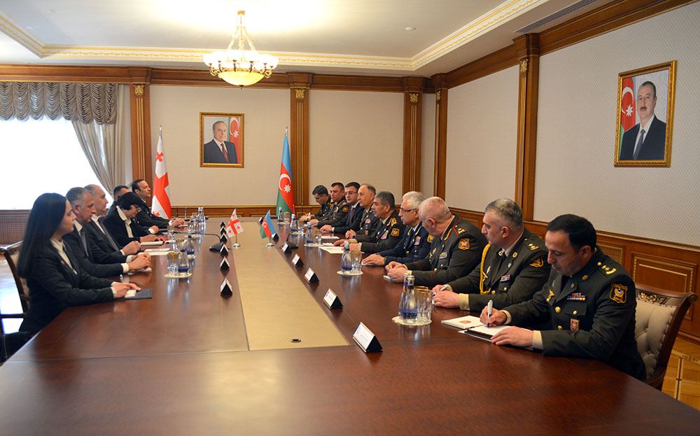 Между Азербайджаном и Грузией подписано соглашение о сотрудничестве в области обороны (ФОТО/ВИДЕО)