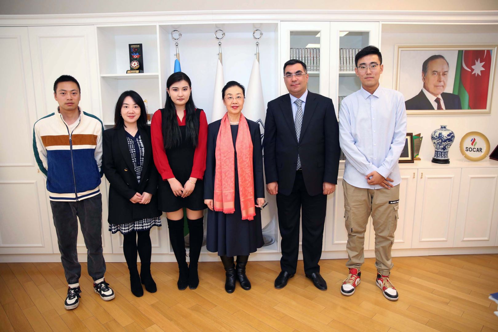 China's Ambassador to Azerbaijan visits Baku Higher Oil School of SOCAR (PHOTO)