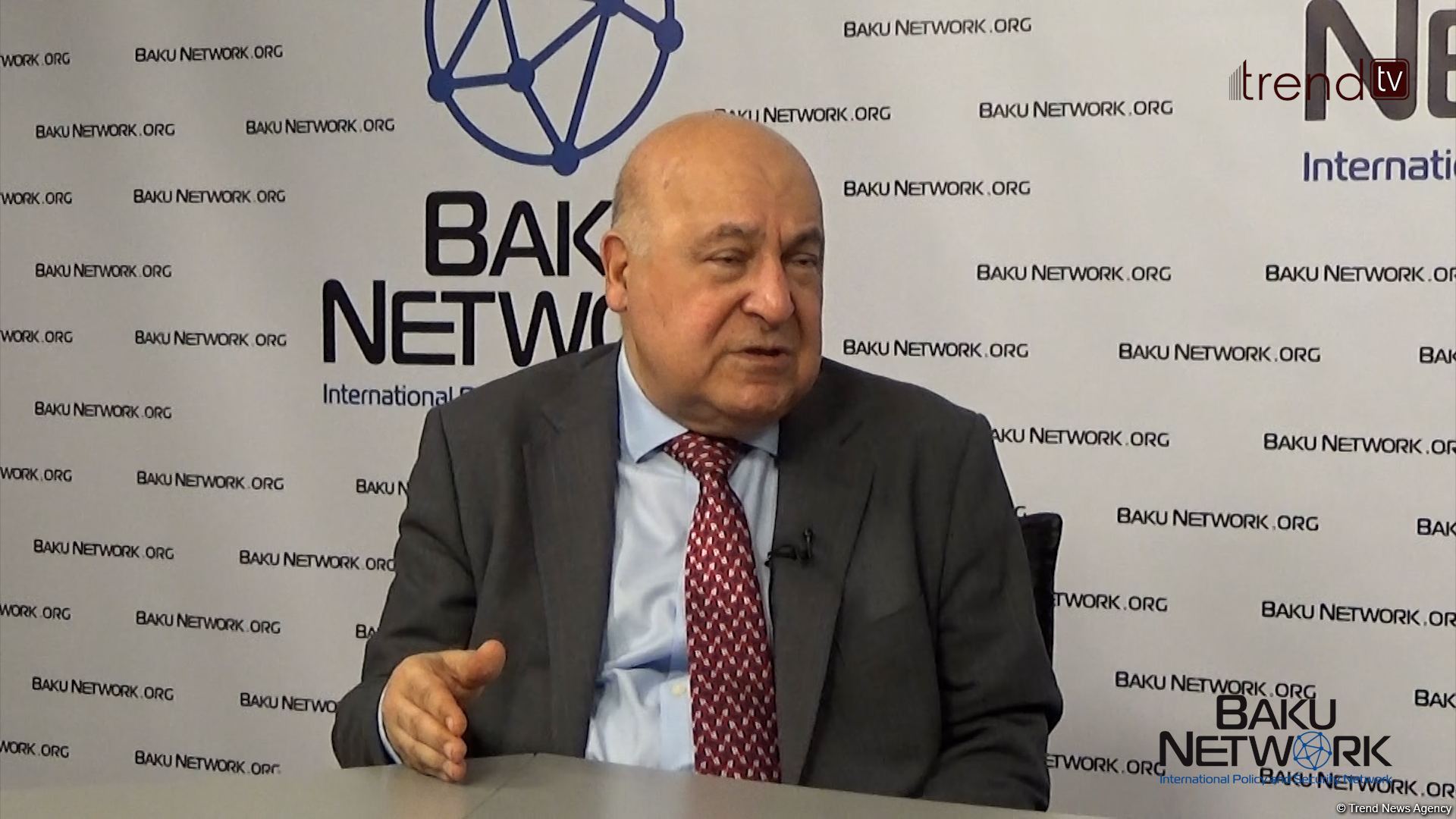 Azerbaijan's People's Writer addresses Armenian minority living in Karabakh (PHOTO/VIDEO)