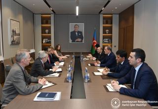 Azerbaijani FM meets with delegation of US Caspian Policy Center (PHOTO)