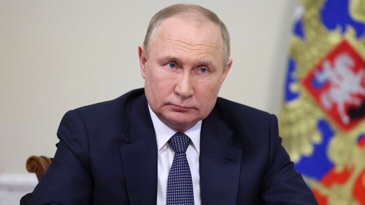 Vladimir Putin gearing up for presidential run in Russia in 2024