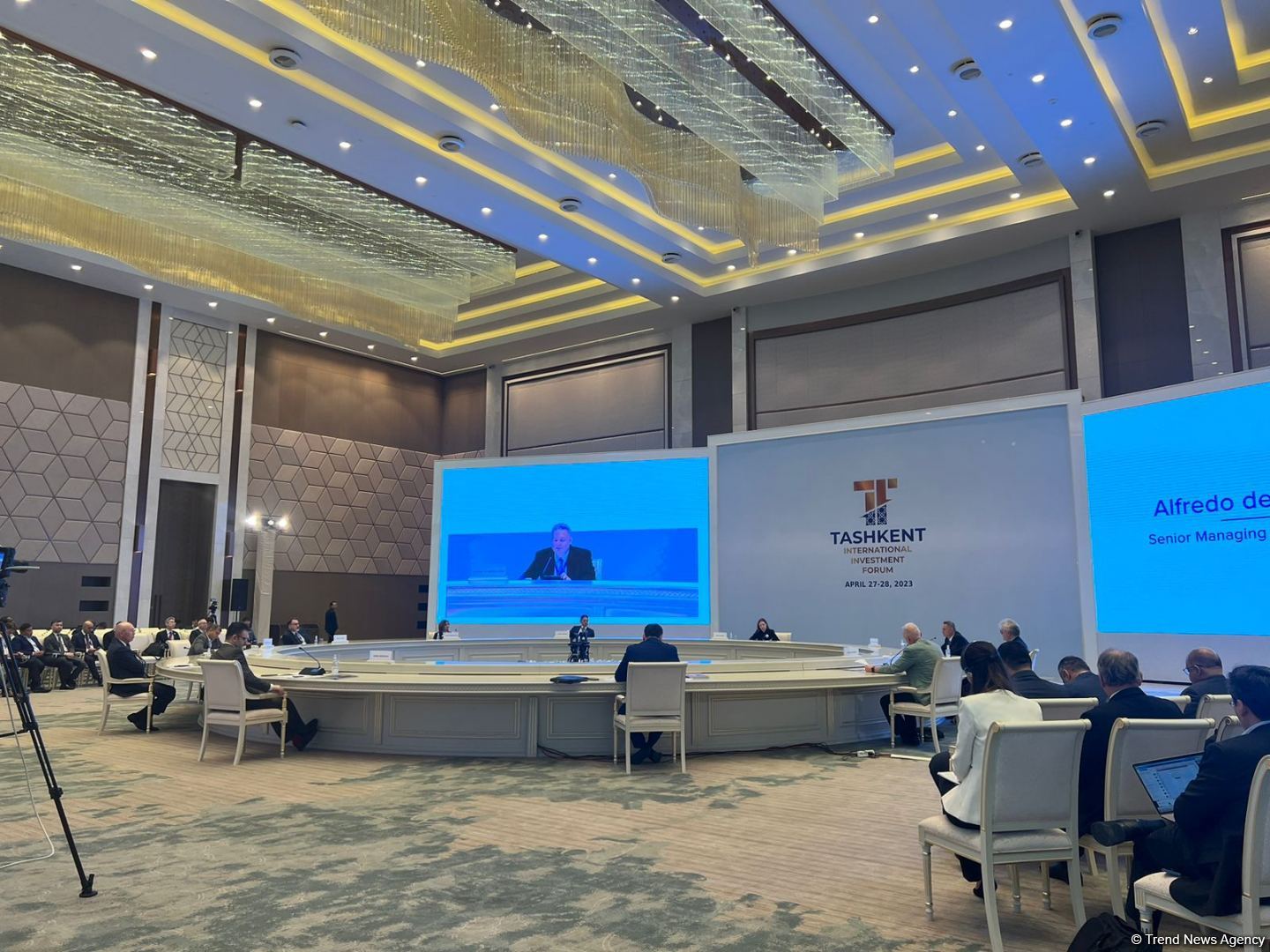 Проходит второй день Ташкентского международного инвестиционного форума (ФОТО)