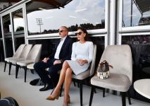 Президент Ильхам Алиев и Первая леди Мехрибан Алиева наблюдали за основными соревнованиями Гран-при Азербайджана Формулы-1 (ФОТО/ВИДЕО)