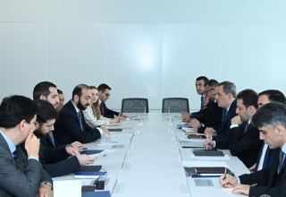 Azerbaijani, Armenian FMs continue negotiations in US