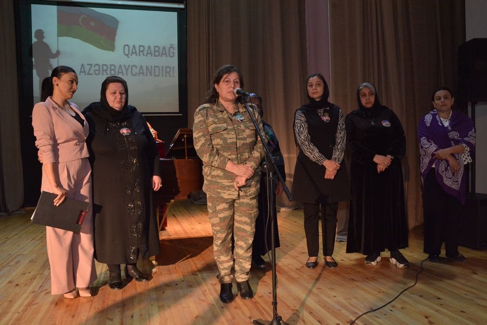 В Баку представлена "Героическая элегия" с участием ветеранов Карабахской войны  
 (ВИДЕО, ФОТО)