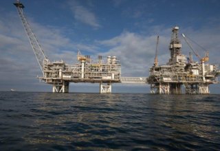 В апреле суточная добыча сырой нефти в Азербайджане составила 512 тыс. баррелей