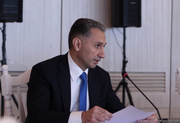 Azerbaijani minister talks mobile communication projects in liberated territories