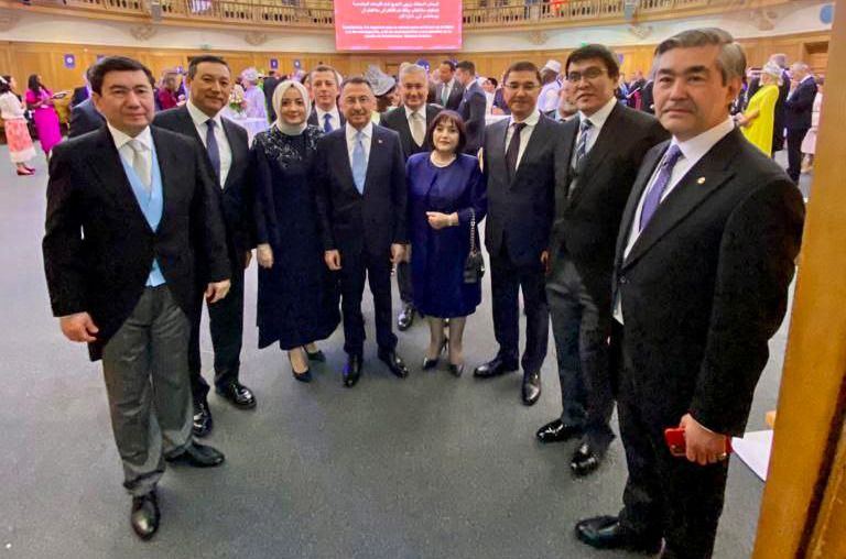 Speaker of Azerbaijani Parliament attends coronation of Charles III (PHOTO)