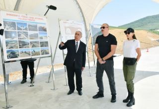 President Ilham Aliyev, First Lady Mehriban Aliyeva examine work done on Ahmadbayli-Fuzuli-Shusha highway (PHOTO/VIDEO)