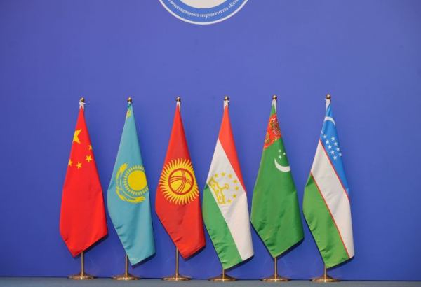 Китай безвозмездно предоставит $3,72 млрд помощи странам Центральной Азии