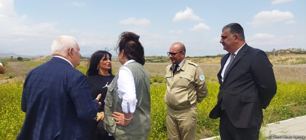 Основатель организации "Корни мира" Хайди Кун посетила освобожденные от оккупации территории Азербайджана (ФОТО)