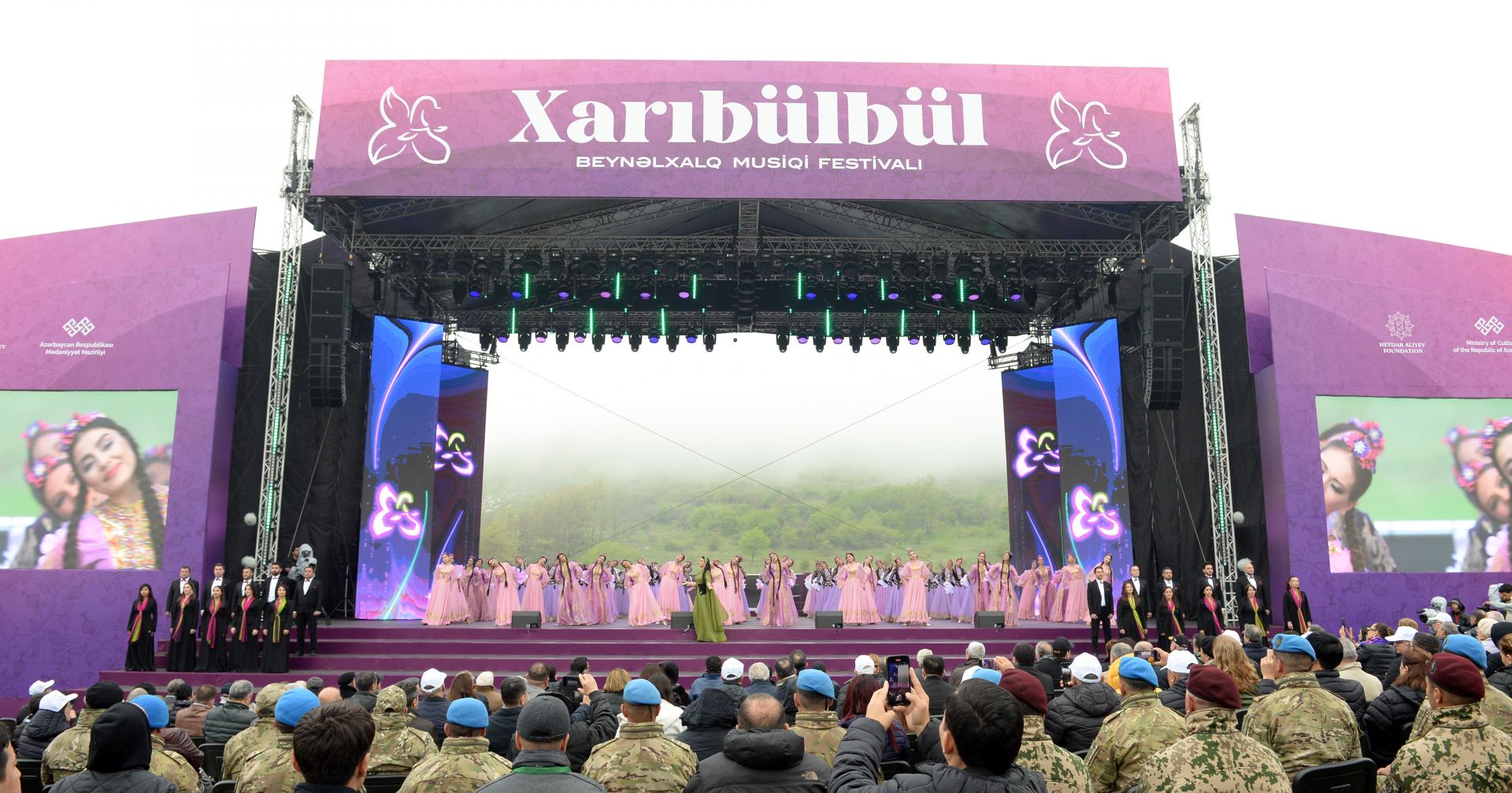 В Шуше состоялся гала-концерт Международного музыкального фестиваля "Харыбюльбюль" (ФОТО)