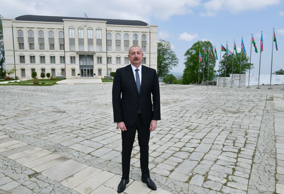 Azerbaijan successfully moving forward along path Heydar Aliyev laid down - President Ilham Aliyev