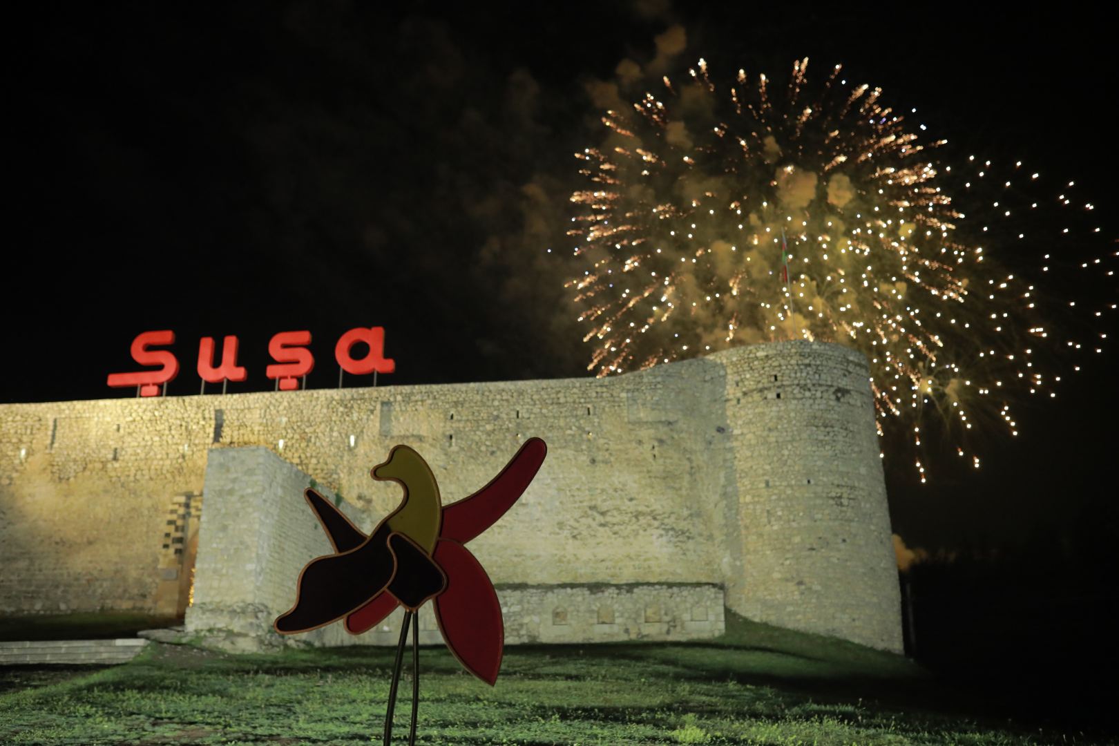 Azerbaijan’s Shusha celebrates 100th anniversary of Heydar Aliyev with fireworks (PHOTO)