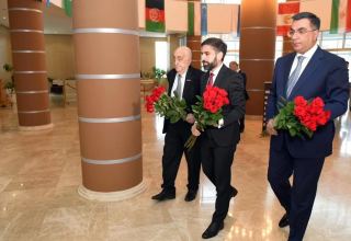 Baku Higher Oil School of SOCAR celebrates 100th anniversary of Great Leader Heydar Aliyev (PHOTO)