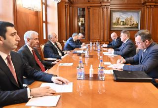 Обсуждены актуальные вопросы азербайджано-белорусского торгово-экономического сотрудничества