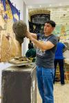 Азербайджанские скульпторы создали панно, отражающее роль великого лидера Гейдара Алиева в славной истории страны (ФОТО)