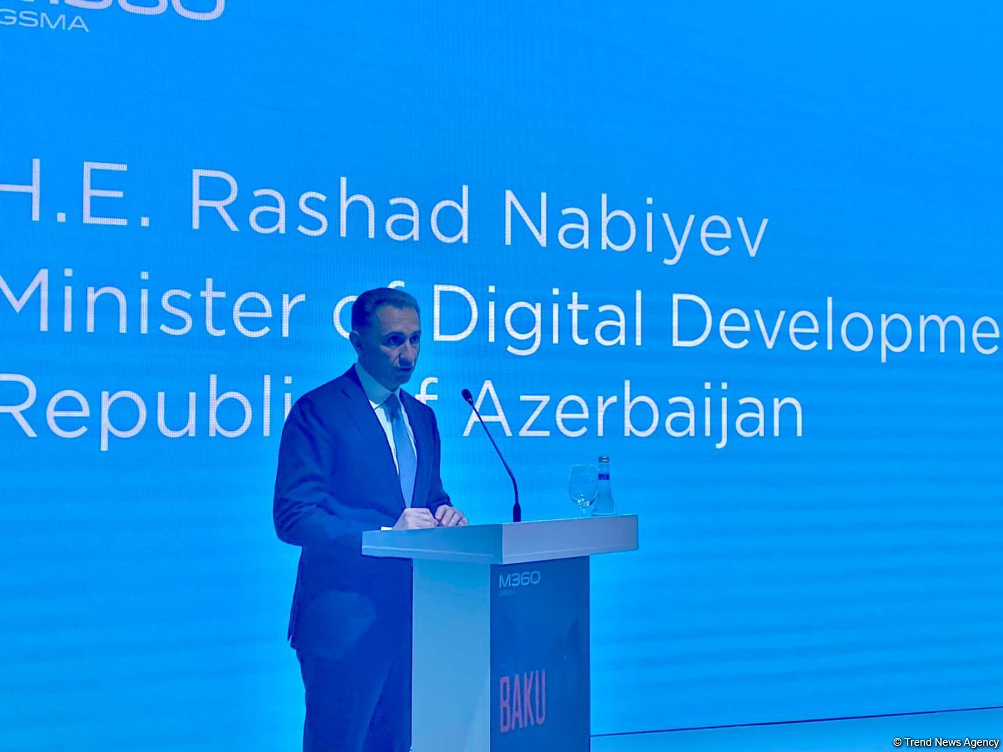 Сектор мобильной связи Азербайджана вышел на новый уровень развития -  Рашад Набиев