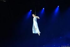 Феерическое шоу на церемонии открытия 39-го чемпионата Европы по художественной гимнастике в Баку (ФОТОРЕПОРТАЖ)