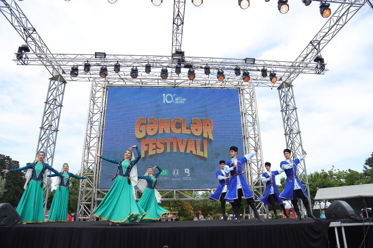 Ulu Öndərə həsr edilən Gənclər Festivalı keçirilib (FOTO)