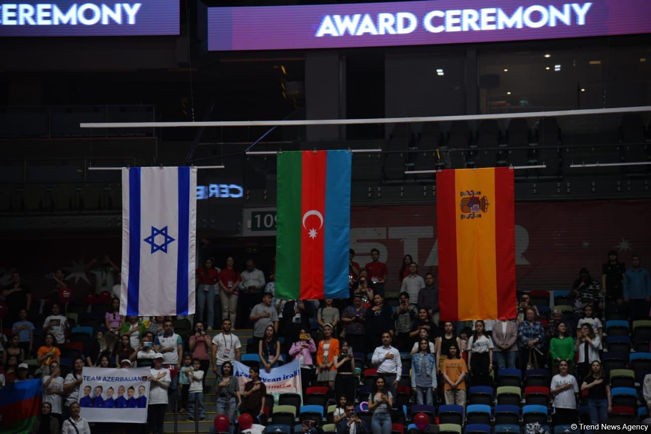 В Баку состоялась церемония награждения победителей чемпионата Европы  среди команд в групповых упражнениях (ФОТО)