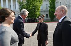 Official welcome ceremony held for President Ilham Aliyev in Vilnius (PHOTO/VIDEO)