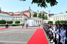 Official welcome ceremony held for President Ilham Aliyev in Vilnius (PHOTO/VIDEO)