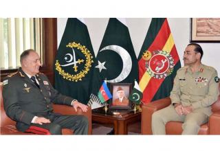 Chief of General Staff of Azerbaijan Army meets with Chief of Army Staff of Pakistan (PHOTO)
