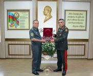 Азербайджан и Узбекистан обсудили сотрудничество в области военной медицины (ФОТО)