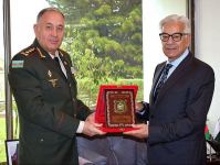 Chief of General Staff of Azerbaijan Army meets Federal Minister for Defense of Pakistan (PHOTO)