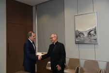 Azerbaijani FM meets with Apostolic Nuncio of Holy See in Azerbaijan (PHOTO)