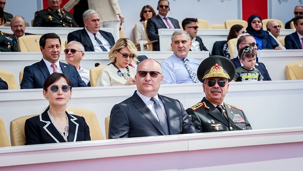Azerbaijani Defense Minister takes part in parade in Georgia (PHOTO)
