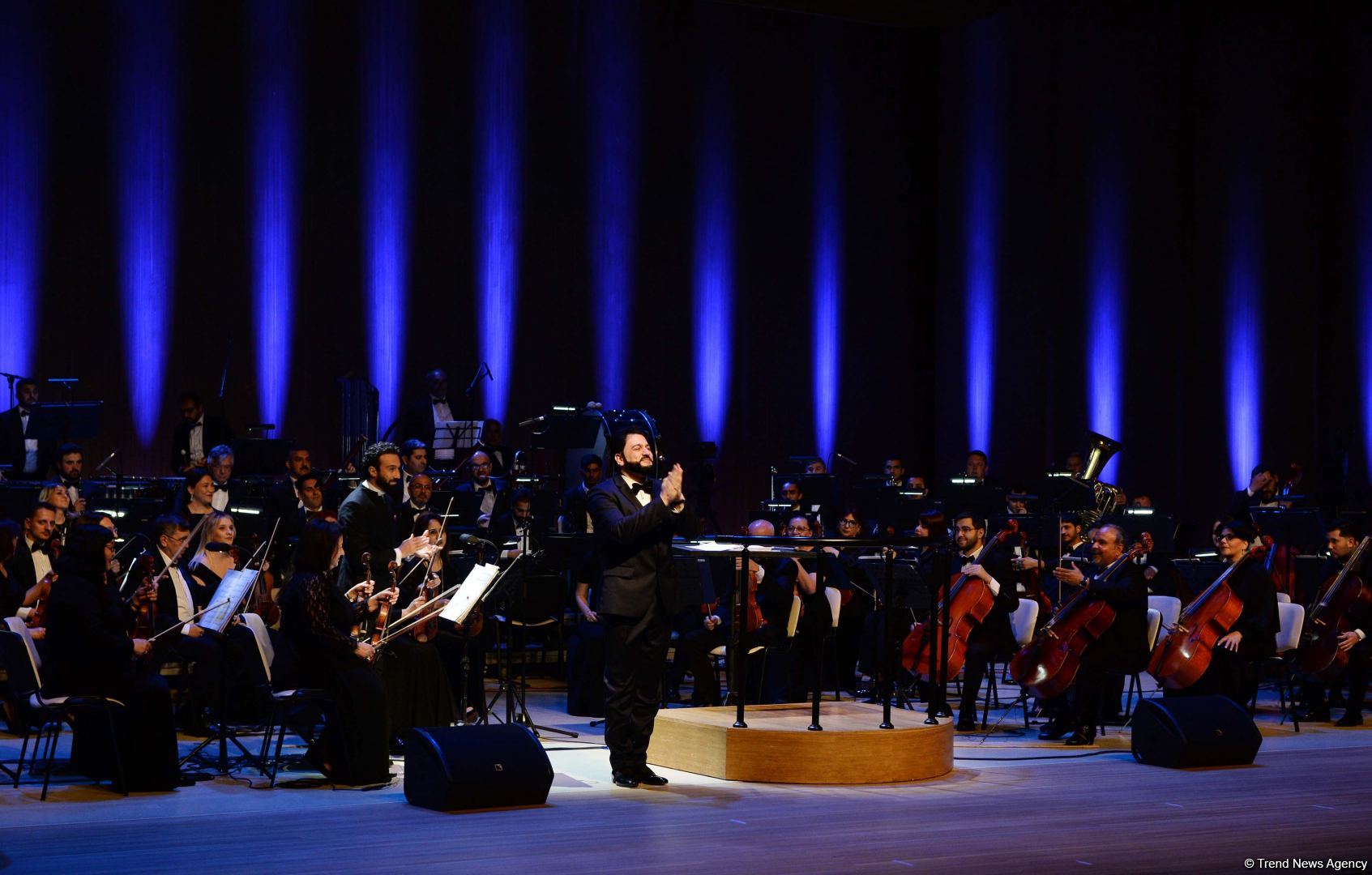 Gala concert at Heydar Aliyev Center marks 100th Anniversary of National Leader (PHOTO/VIDEO)