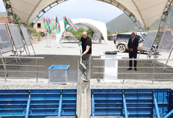 Президент Ильхам Алиев заложил фундамент здания школы в городе Кяльбаджар (ФОТО/ВИДЕО)