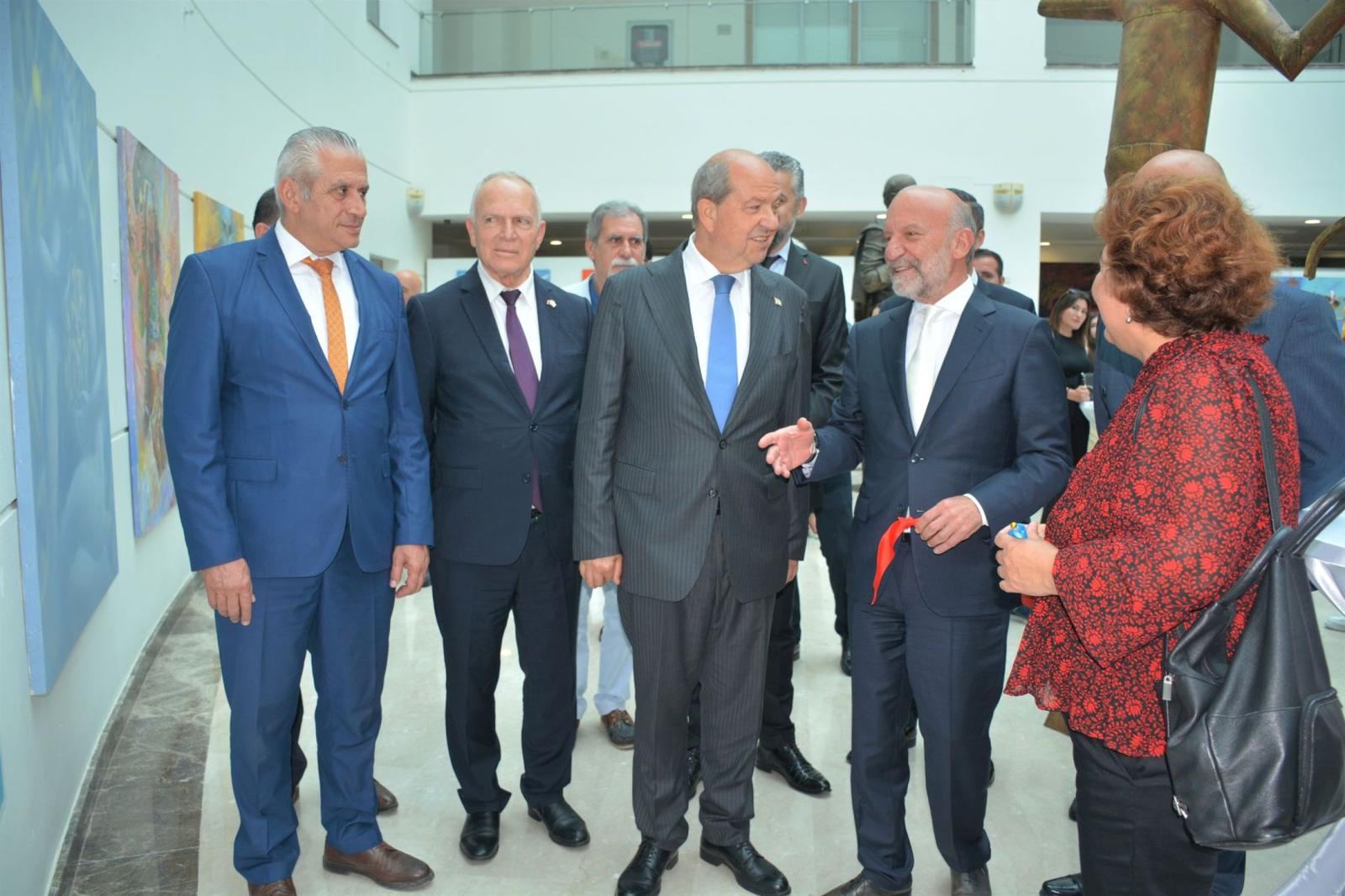 В кипрском университете состоялось торжественное открытие выставки в честь Дня 
независимости Азербайджана (ФОТО)