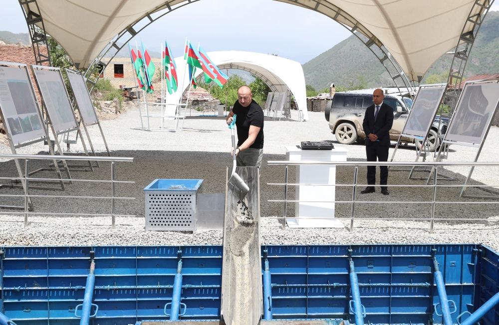 President Ilham Aliyev lays foundation stone for school in Kalbajar city (PHOTO/VIDEO)