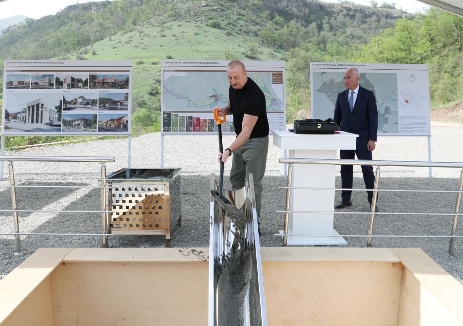 Президент Ильхам Алиев заложил фундамент села Шельве Лачинского района (ФОТО/ВИДЕО)