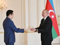 Президент Ильхам Алиев принял верительные грамоты новоназначенного посла Казахстана в нашей стране (ФОТО/ВИДЕО)