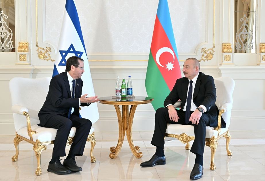 Состоялась встреча Президента Ильхама Алиева и Президента Ицхака Герцога один на один