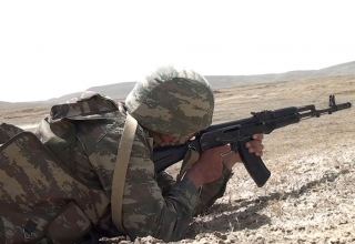 На общевойсковом полигоне ВС Азербайджана прошли тактические учения с боевой стрельбой (ВИДЕО)