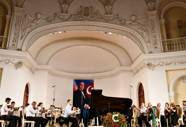 Аплодисменты и искреннее восхищение – концерт в Баку (ФОТО)