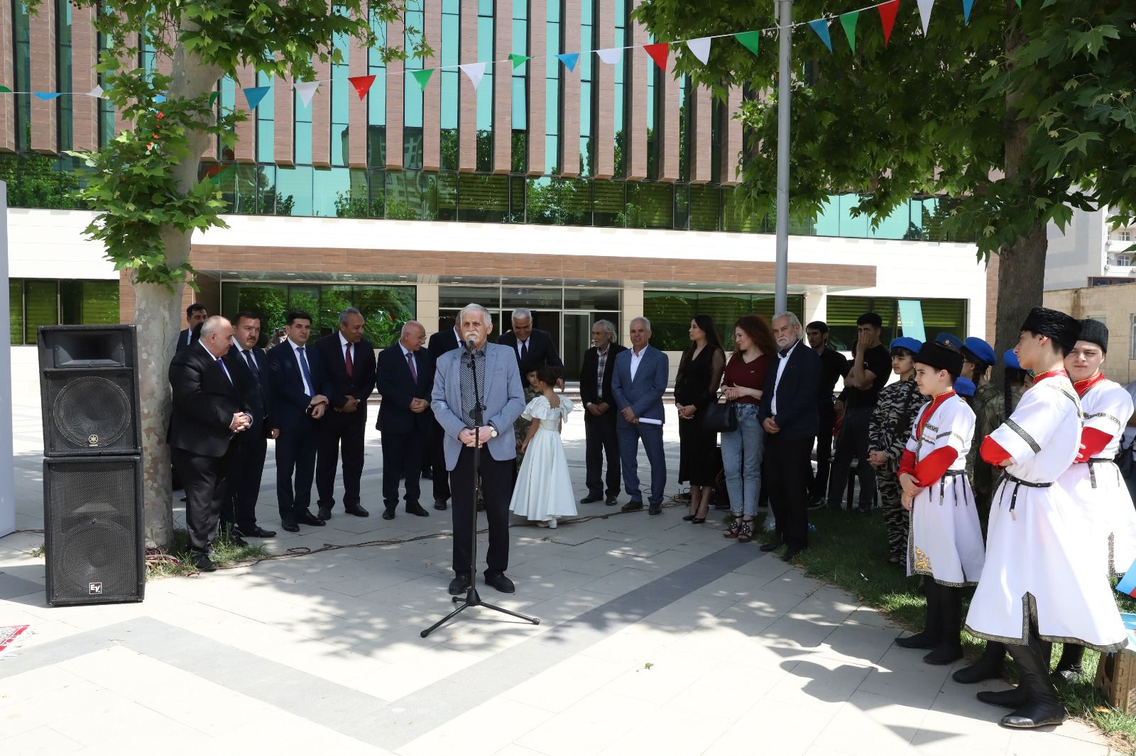 "Azərbaycanım" VI Respublika Uşaq Rəsm Festivali keçirildi (FOTO)