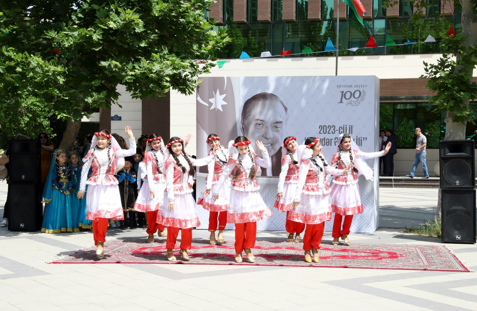 В Баку прошел VI Республиканский художественный фестиваль "AZƏRBAYCANIM" (ФОТО)