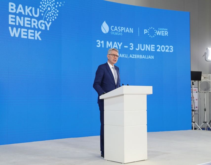 Президент Ильхам Алиев принял участие в церемонии официального открытия 28-й Международной выставки «Нефть и газ Каспия» в рамках Бакинской энергетической недели (ФОТО/ВИДЕО)