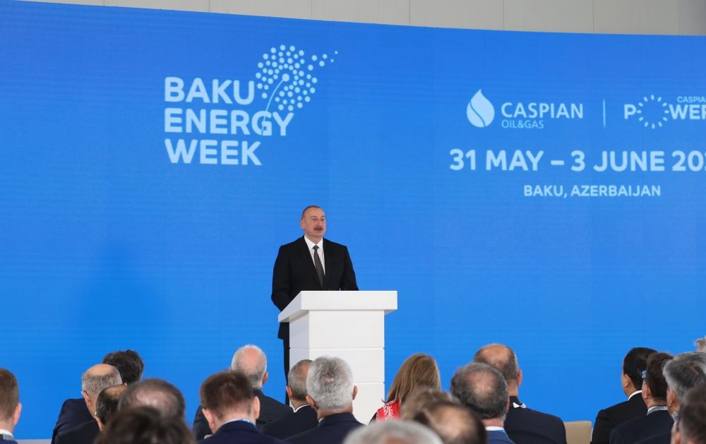 Президент Ильхам Алиев: Южный газовый коридор –важный инструмент обеспечения энергетической безопасности
