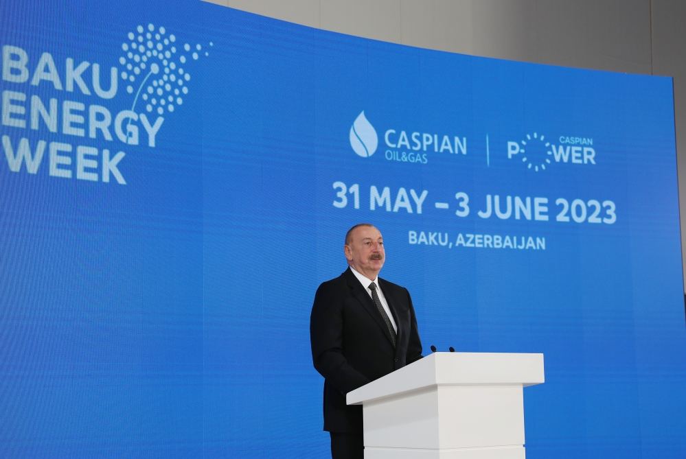 Президент Ильхам Алиев:  Международная выставка «Нефть и газ Каспия» в 1994 году стала первым мероприятием, которое представило Азербайджан энергетической общественности мира