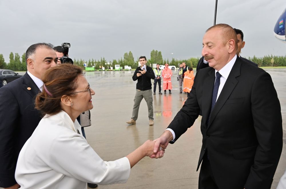 President Ilham Aliyev, First Lady Mehriban Aliyeva arrive in Türkiye for working visit (PHOTO/VIDEO)