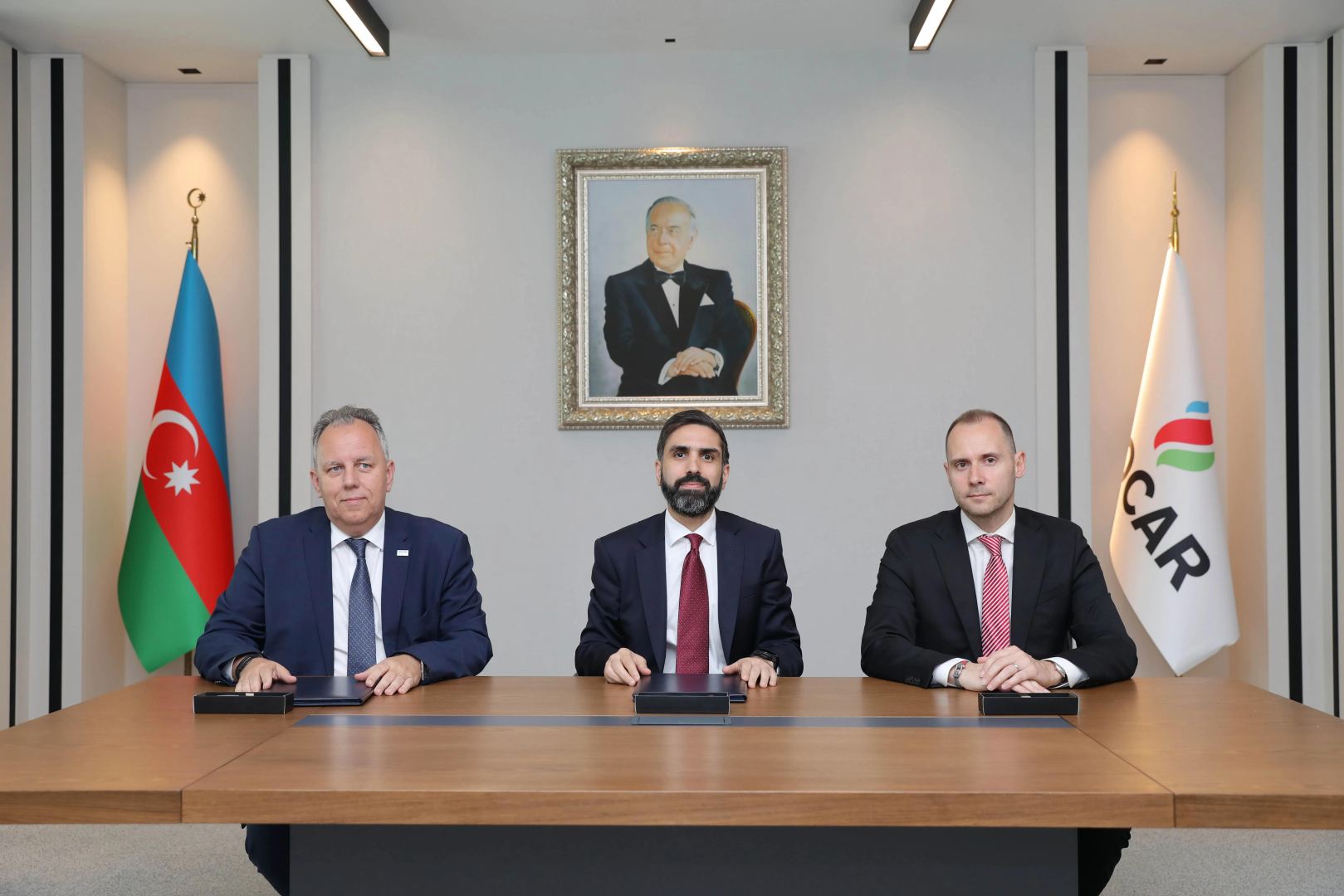 SOCAR, MVM Group sign agreement on sale of 100 mcm of natural gas