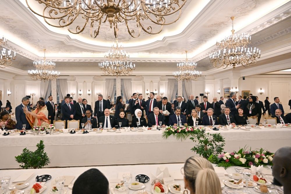 President Ilham Aliyev, First Lady Mehriban Aliyeva attend dinner hosted on behalf of Recep Tayyip Erdogan in Ankara (PHOTO)