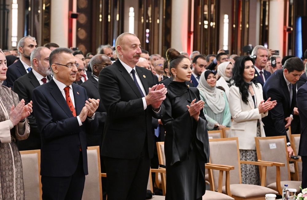 Президент Ильхам Алиев и Первая леди Мехрибан Алиева приняли участие в церемонии начала исполнения полномочий Президентом Реджепом Тайипом Эрдоганом (ФОТО/ВИДЕО)